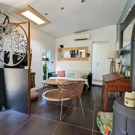 Prázdninový dům Charmante Maison En Pleine Nature Avec Piscine Assas
